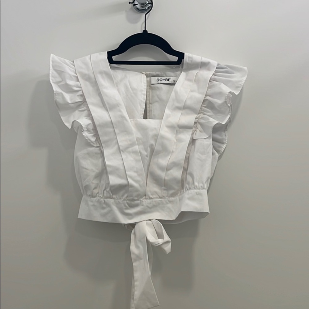 White ruffle top